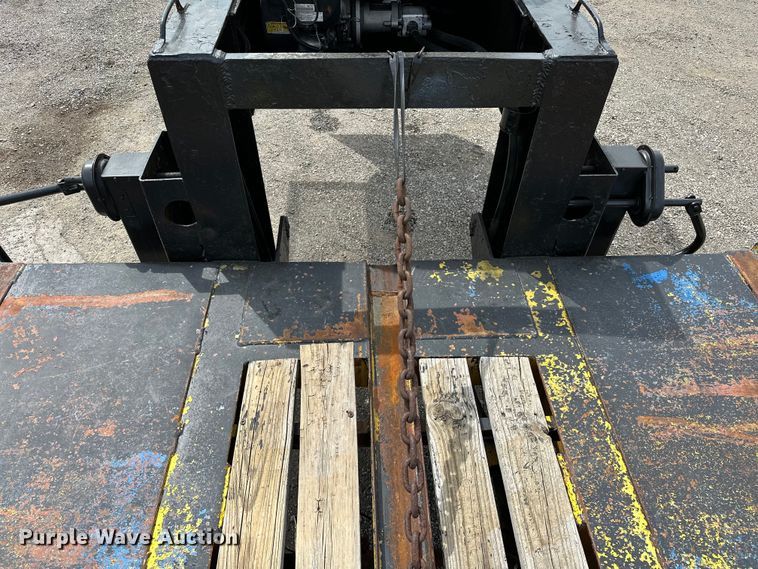 image for item EG1483 2002 Evaco  Superline  tilt deck equipment trailer