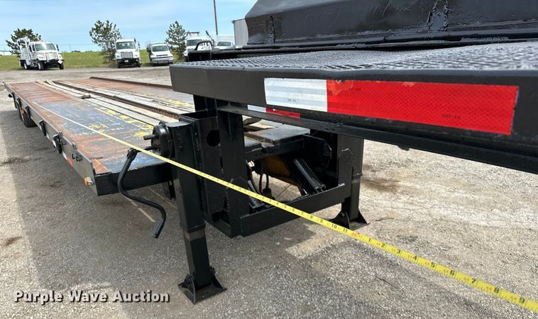 image for item EG1483 2002 Evaco  Superline  tilt deck equipment trailer