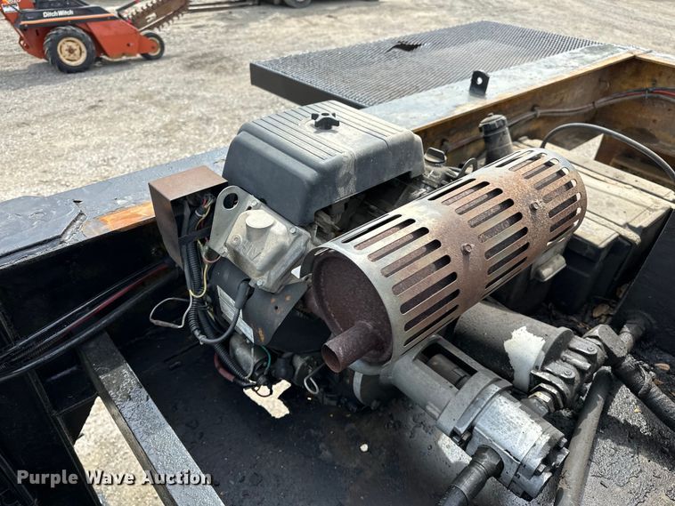 image for item EG1483 2002 Evaco  Superline  tilt deck equipment trailer