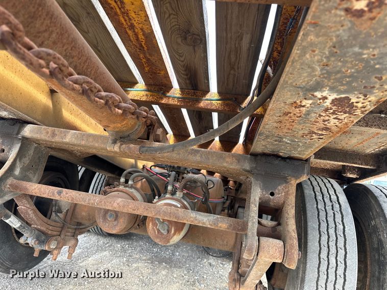 image for item EG1483 2002 Evaco  Superline  tilt deck equipment trailer