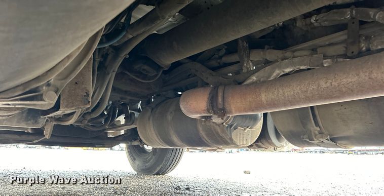 image for item EG1507 2016 Freightliner  Cascadia semi truck