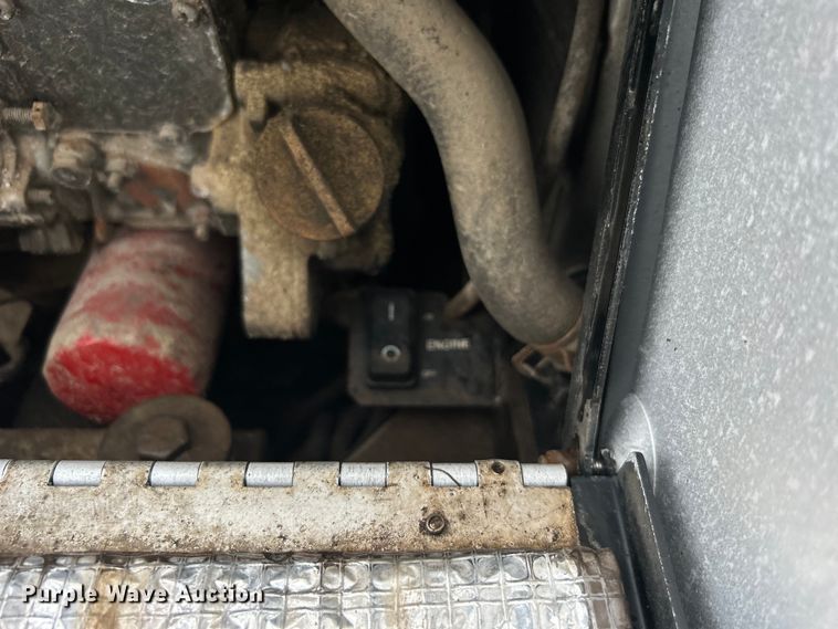 image for item EG1507 2016 Freightliner  Cascadia semi truck