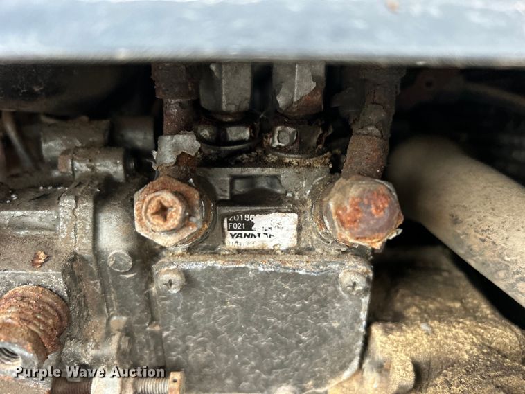 image for item EG1507 2016 Freightliner  Cascadia semi truck