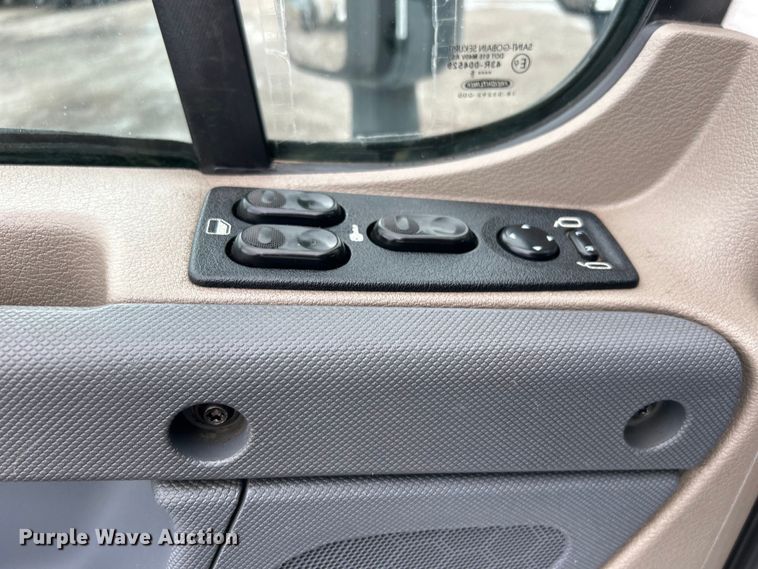 image for item EG1507 2016 Freightliner  Cascadia semi truck