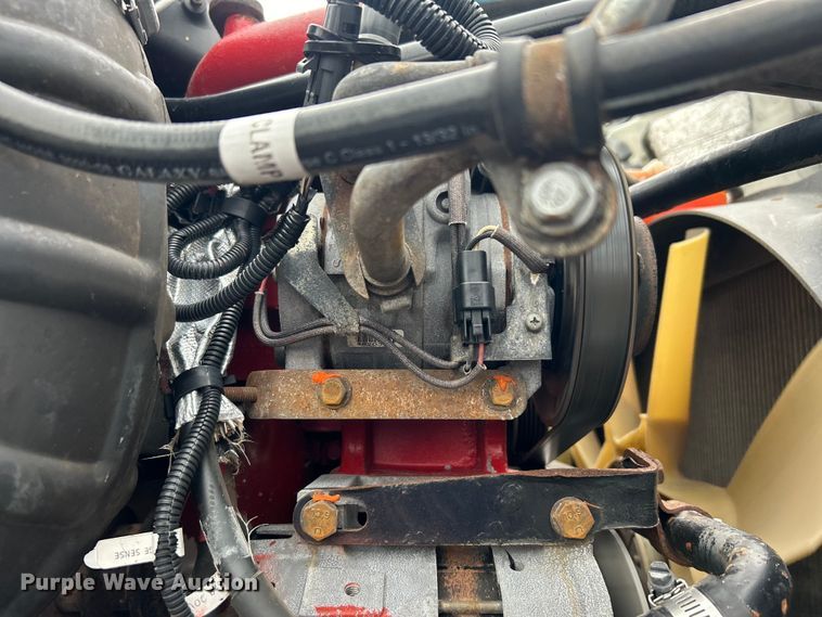 image for item EG1507 2016 Freightliner  Cascadia semi truck