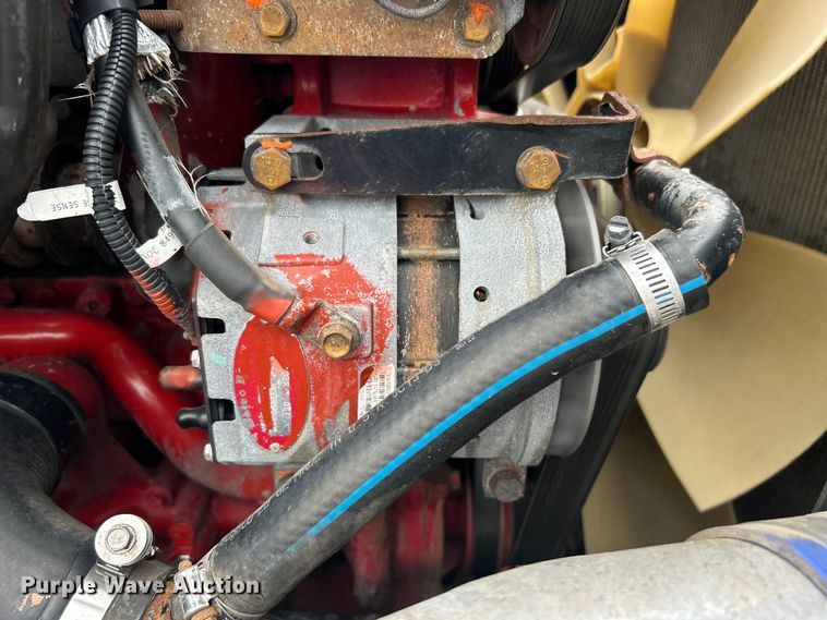 image for item EG1507 2016 Freightliner  Cascadia semi truck