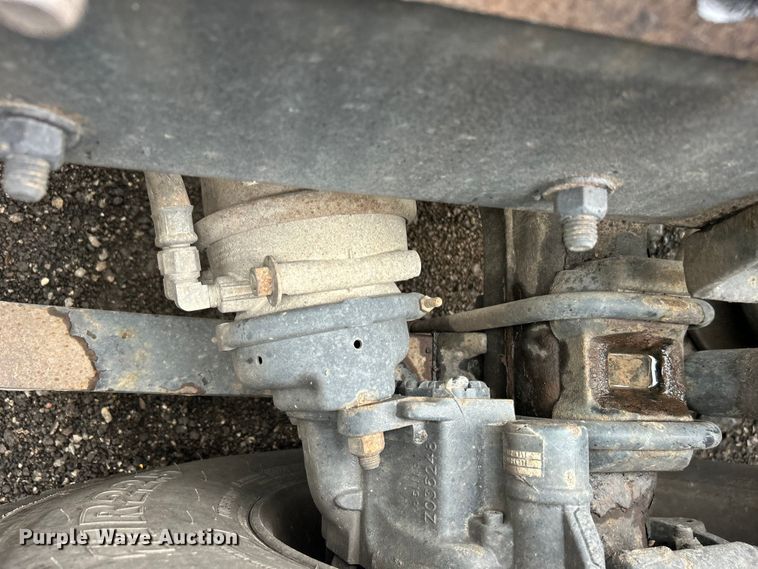 image for item EG1507 2016 Freightliner  Cascadia semi truck