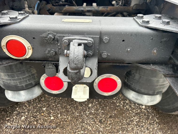 image for item EG1508 2002 Freightliner  Century Class semi truck