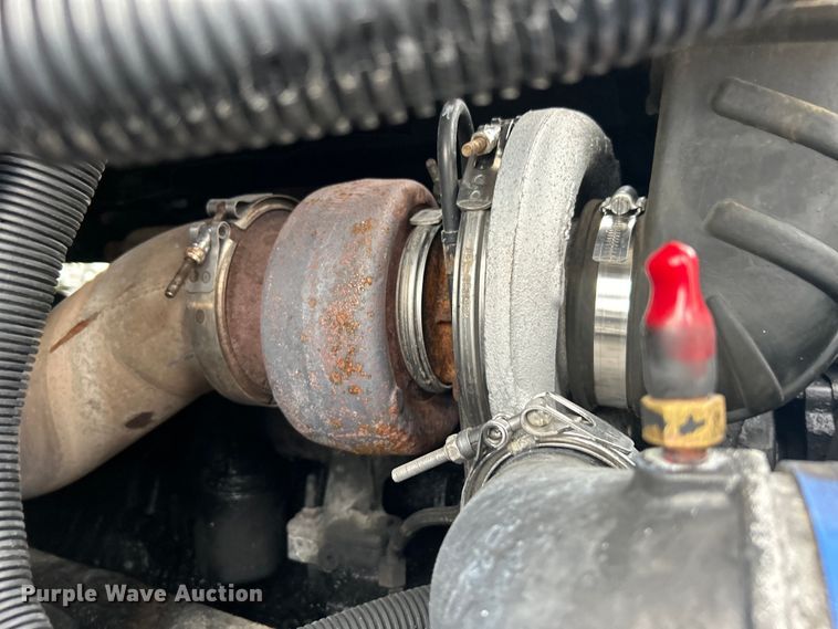 image for item EG1508 2002 Freightliner  Century Class semi truck