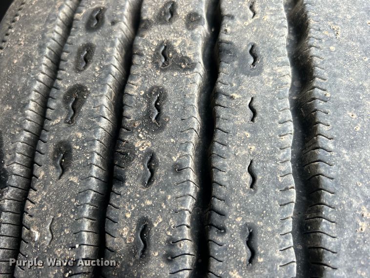 image for item EG1508 2002 Freightliner  Century Class semi truck