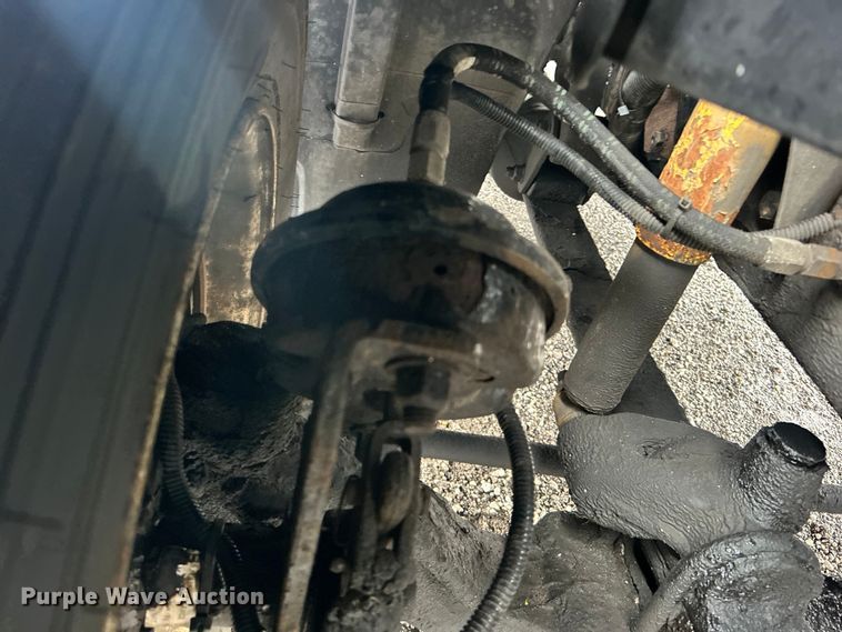 image for item EG1508 2002 Freightliner  Century Class semi truck