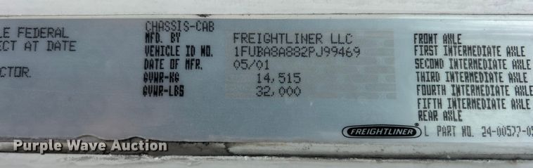 image for item EG1508 2002 Freightliner  Century Class semi truck