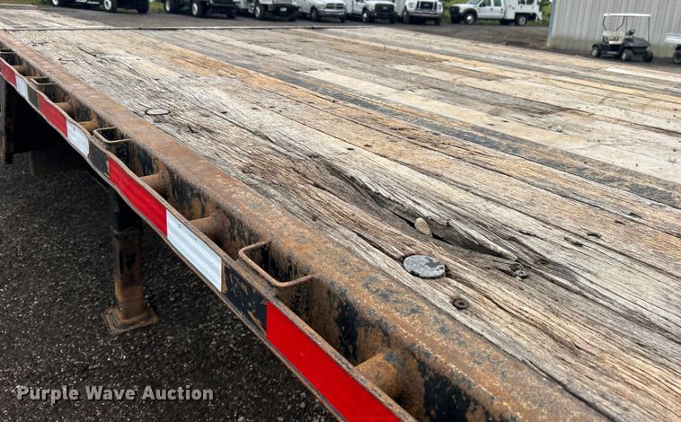 image for item EG1510 2007 Transcraft DTL-2100 drop deck equipment trailer