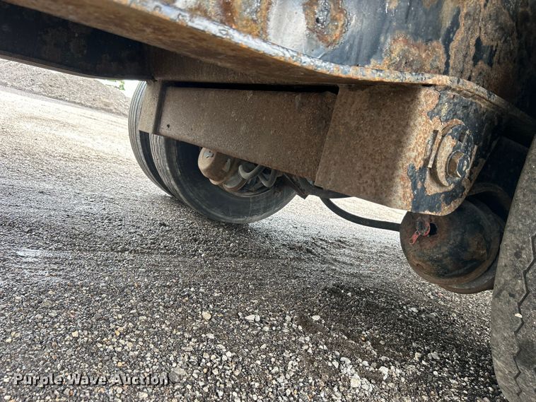 image for item EG1510 2007 Transcraft DTL-2100 drop deck equipment trailer