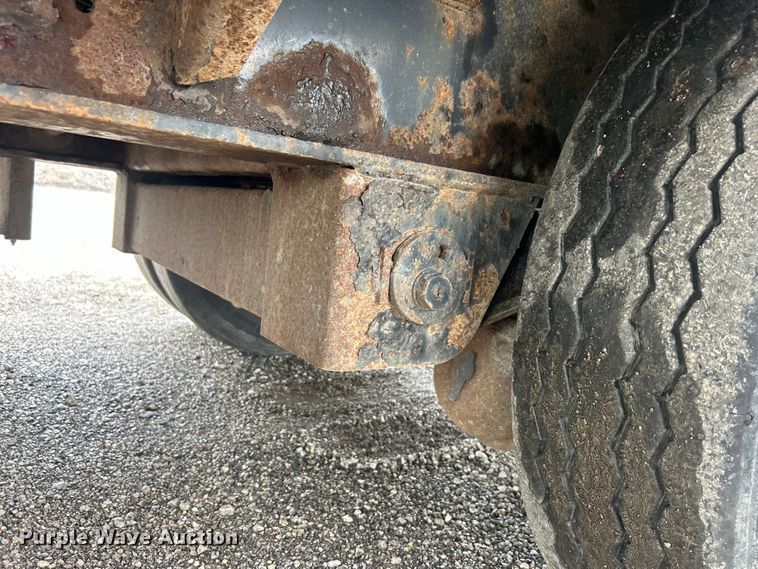 image for item EG1510 2007 Transcraft DTL-2100 drop deck equipment trailer