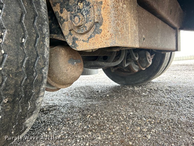 image for item EG1510 2007 Transcraft DTL-2100 drop deck equipment trailer