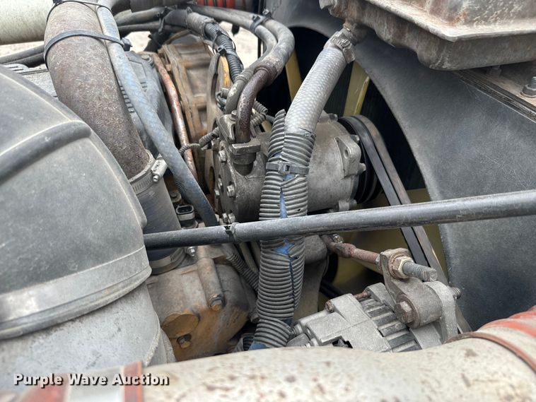 image for item EH5394 2000 Peterbilt 379 semi truck