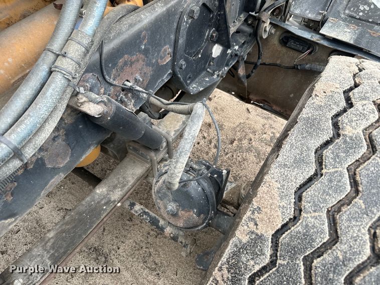 image for item EH5394 2000 Peterbilt 379 semi truck