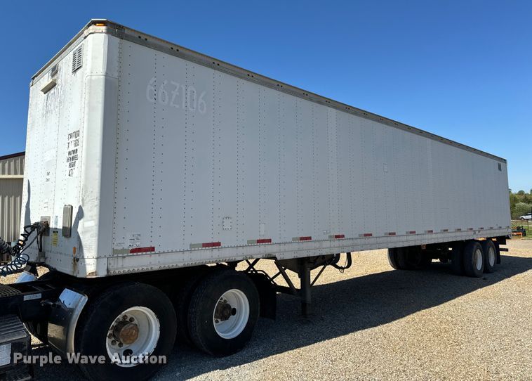 image for item EH6700 2001 Stoughton AVW-482T-S-C dry van trailer