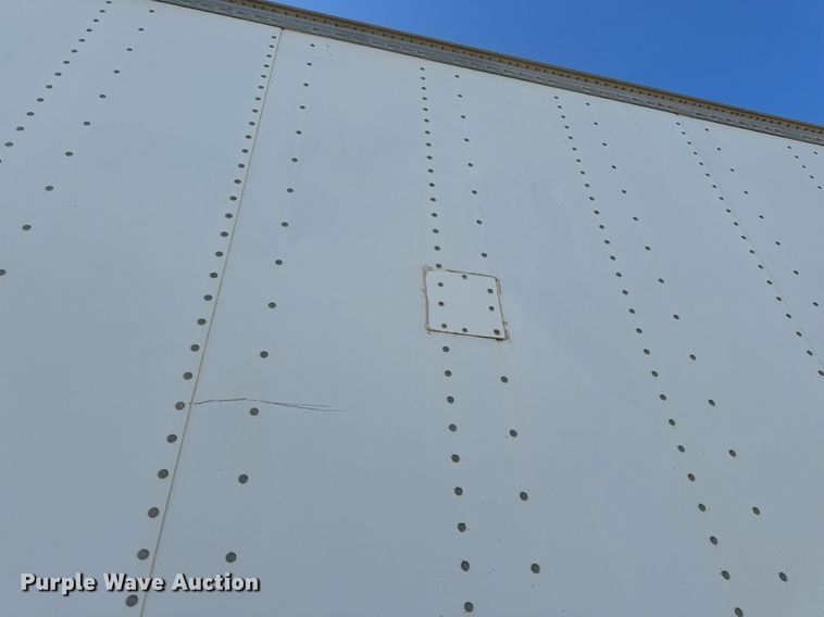 image for item EH6700 2001 Stoughton AVW-482T-S-C dry van trailer