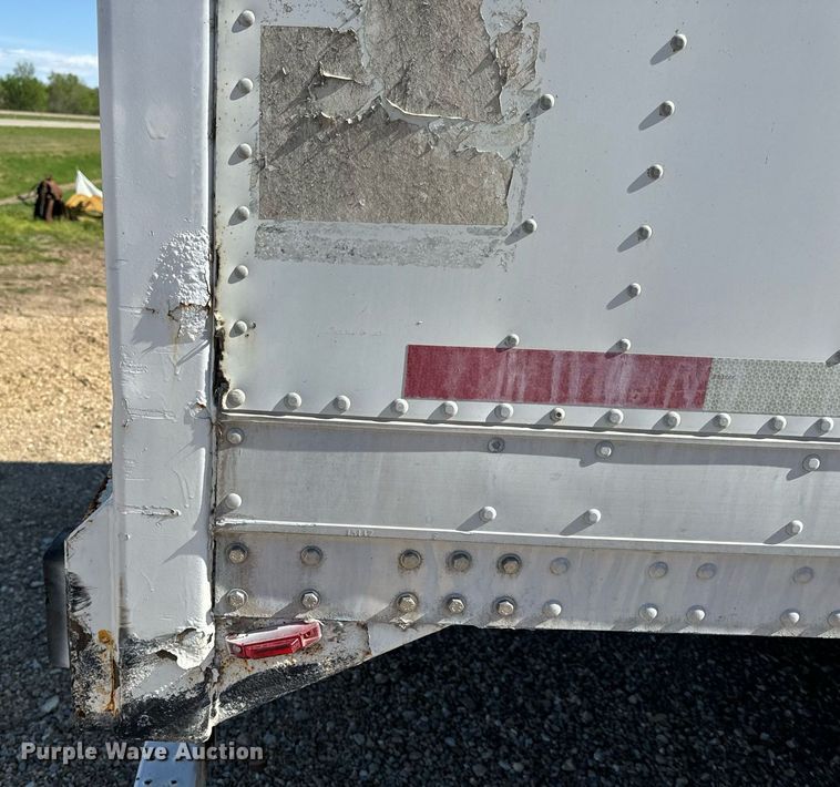 image for item EH6700 2001 Stoughton AVW-482T-S-C dry van trailer