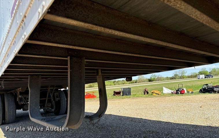 image for item EH6700 2001 Stoughton AVW-482T-S-C dry van trailer