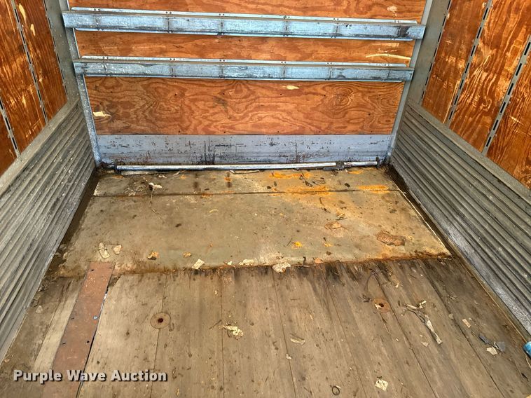 image for item EH6700 2001 Stoughton AVW-482T-S-C dry van trailer