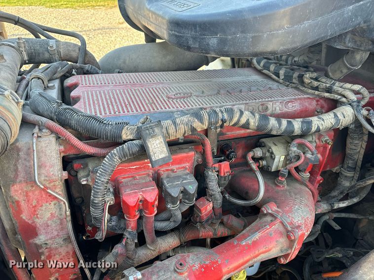 image for item EH6706 2007 International 9400i semi truck