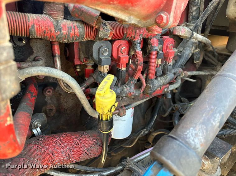 image for item EH6706 2007 International 9400i semi truck