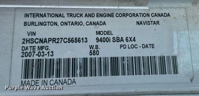 image for item EH6706 2007 International 9400i semi truck