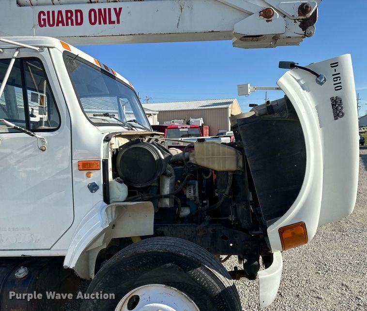 image for item EH6708 2000 International 4700 bucket truck