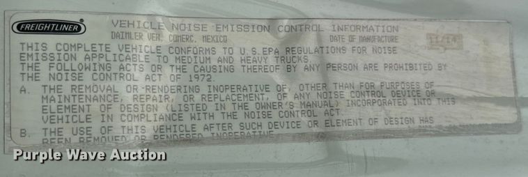 image for item EH6726 2015 Freightliner Cascadia semi truck