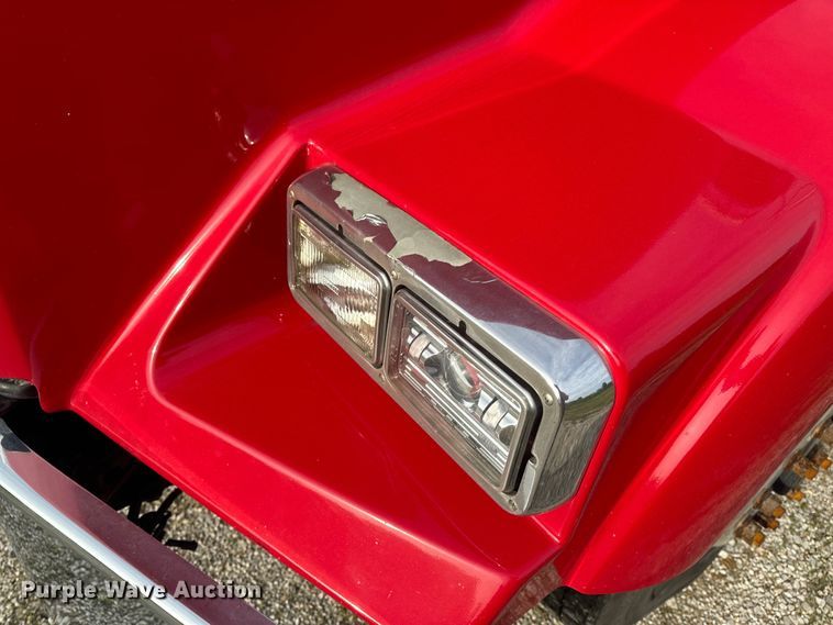 image for item EH6727 2007 Kenworth T800 semi truck