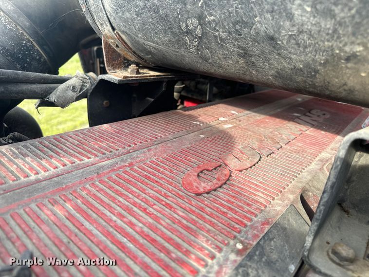 image for item EH6727 2007 Kenworth T800 semi truck