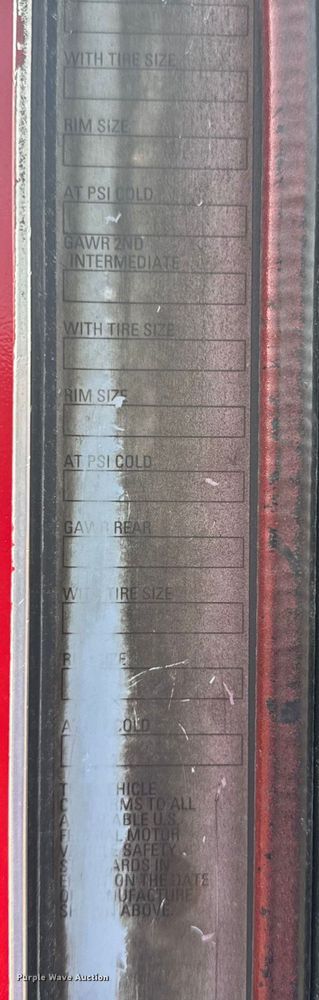 image for item EH6727 2007 Kenworth T800 semi truck