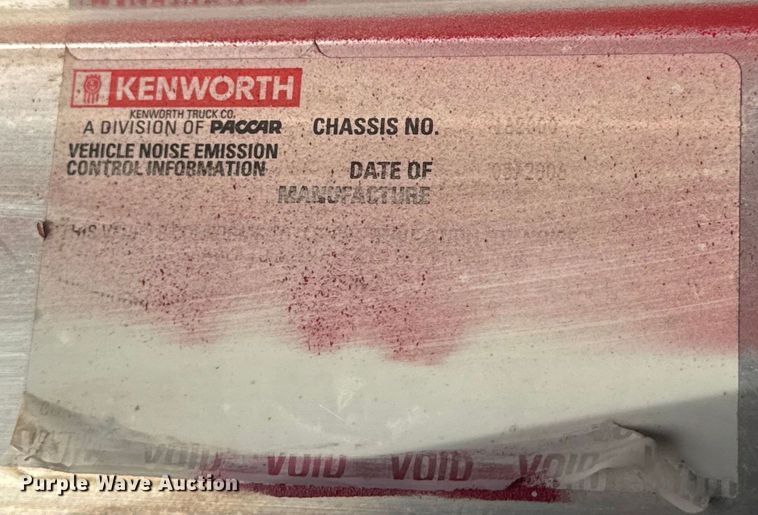 image for item EH6727 2007 Kenworth T800 semi truck