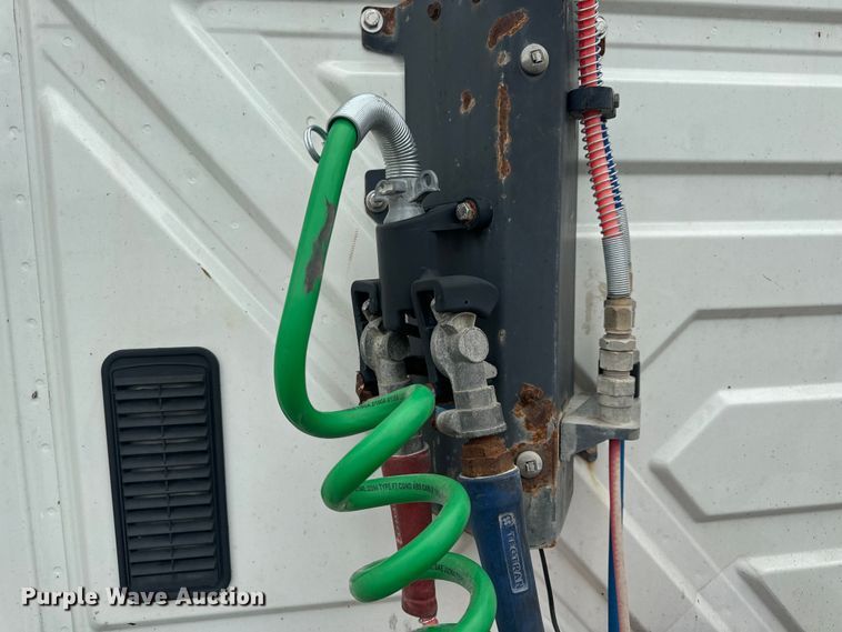 image for item EH6752 2007 International 8600 semi truck