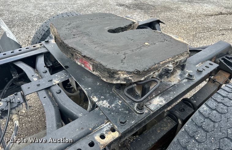 image for item EH6752 2007 International 8600 semi truck