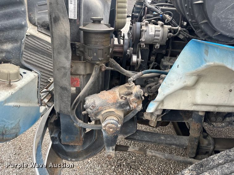 image for item EH6752 2007 International 8600 semi truck