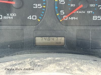 image for item EH6752 2007 International 8600 semi truck