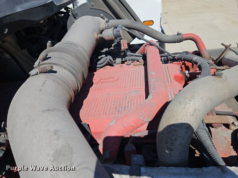 image for item EI3655 2016 International  ProStar Plus 122 semi truck