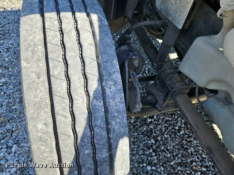 image for item EI3656 2015 International ProStar Plus 122 semi truck