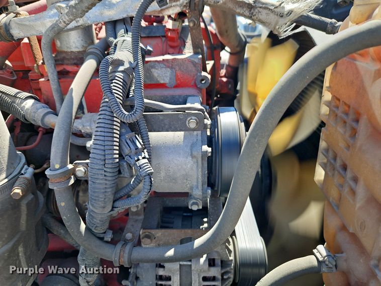 image for item EI3657 2015 International  ProStar Plus 122 semi truck