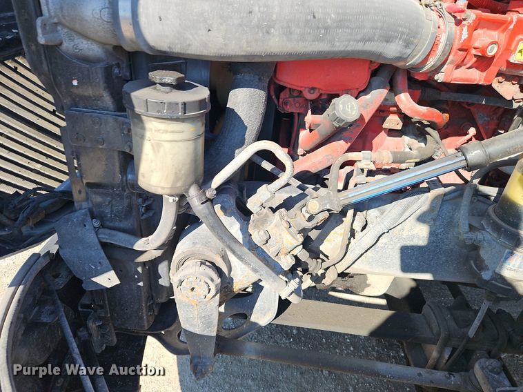 image for item EI3659 2015 International  ProStar Plus 122 semi truck