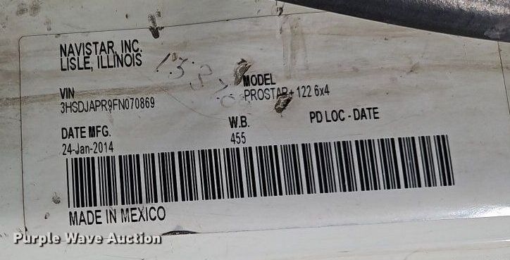 image for item EI3659 2015 International  ProStar Plus 122 semi truck