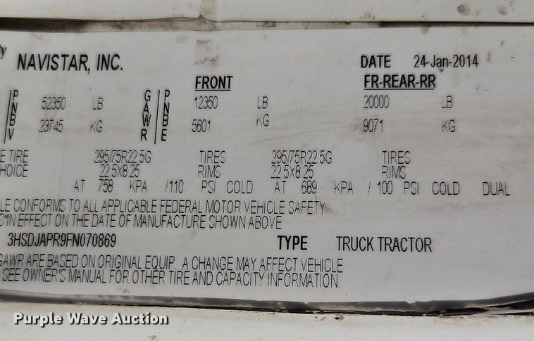 image for item EI3659 2015 International  ProStar Plus 122 semi truck