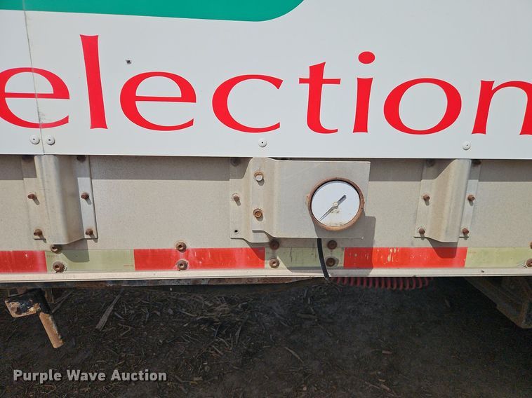 image for item EI3748 2005 IMCO walking floor trailer