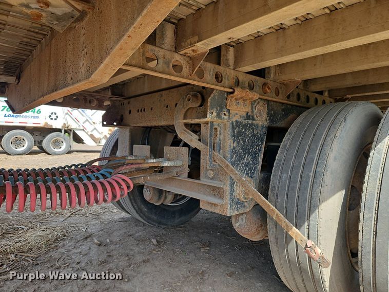 image for item EI3748 2005 IMCO walking floor trailer