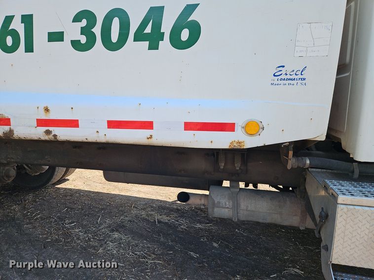 image for item EI3750 2007 Sterling L7500 refuse truck