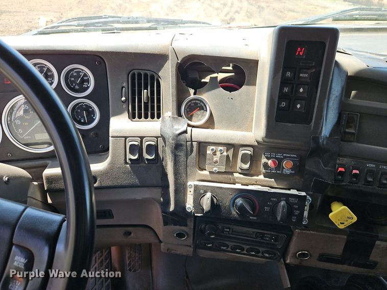 image for item EI3750 2007 Sterling L7500 refuse truck